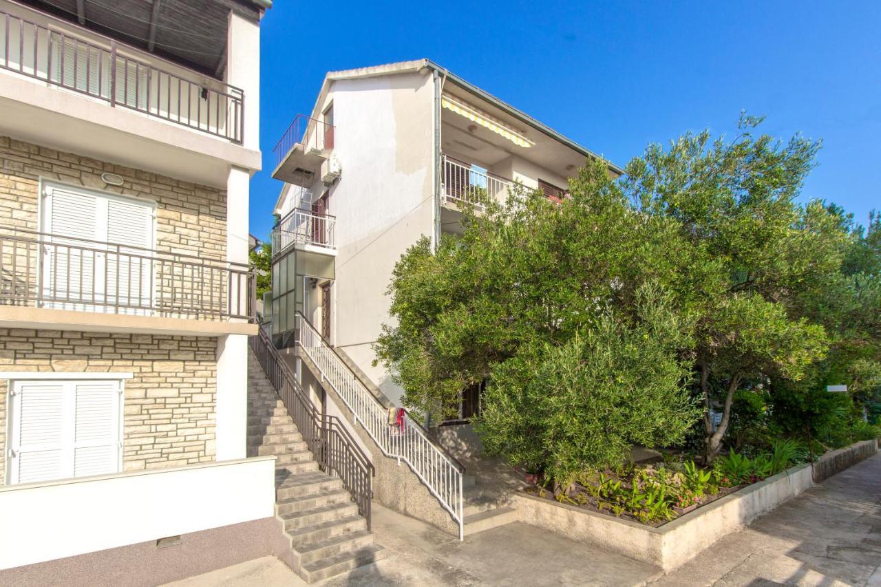 Apartments Ivan Vodice Bagian luar foto