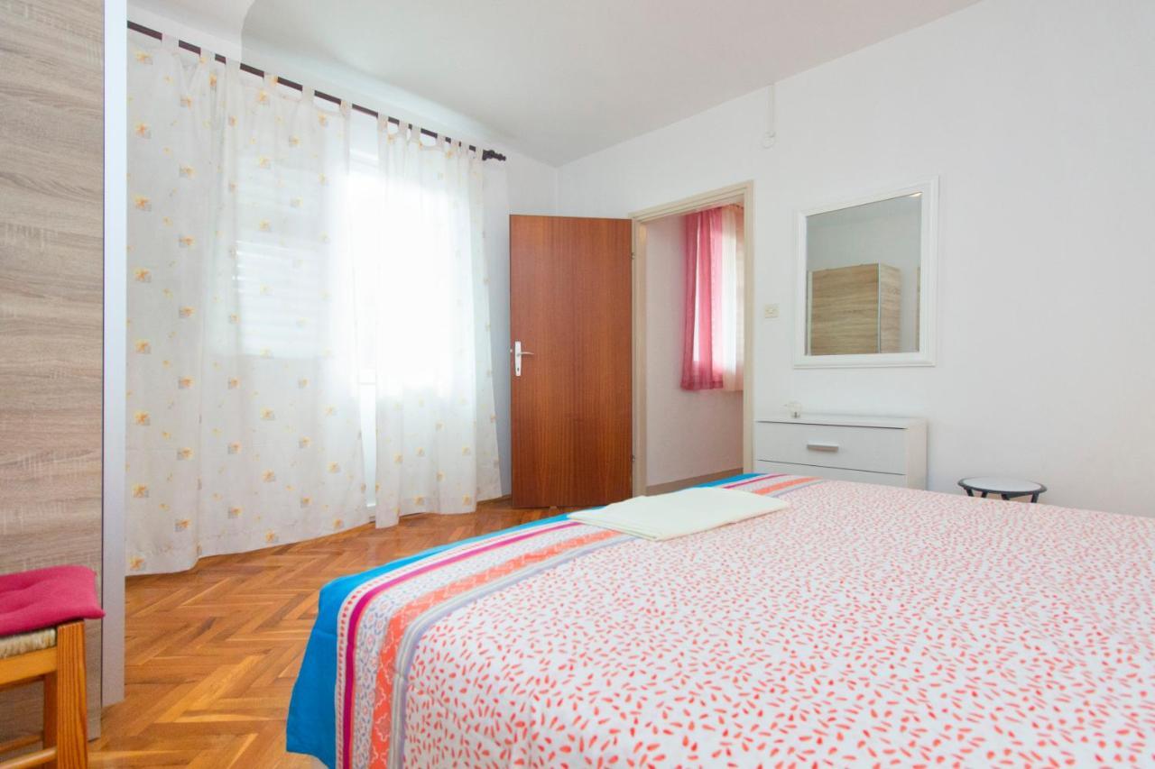 Apartments Ivan Vodice Bagian luar foto